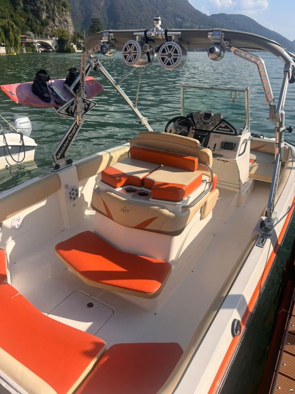MasterCraft CSX 220