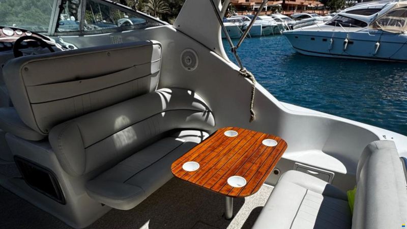 Crownline CR 330