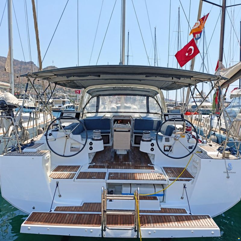 Beneteau Oceanis 55