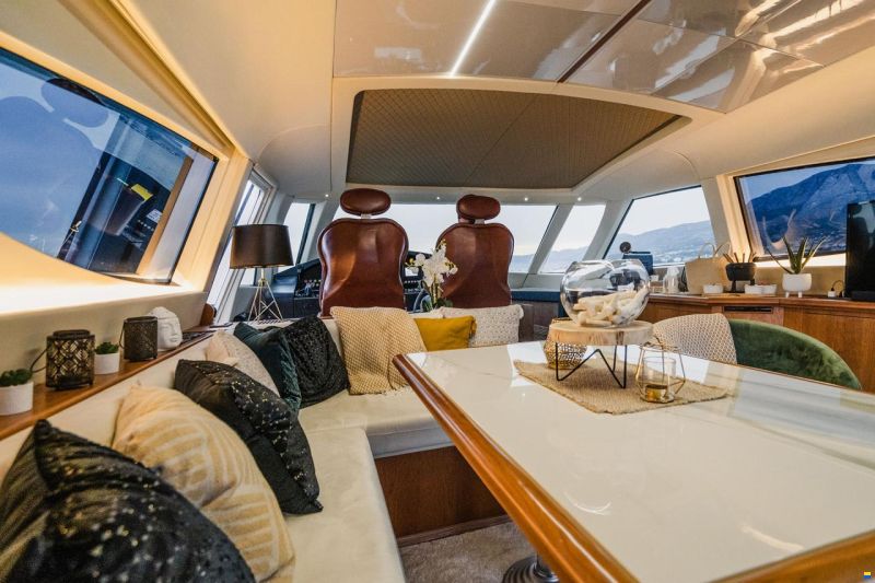 Fashion Yachts 68