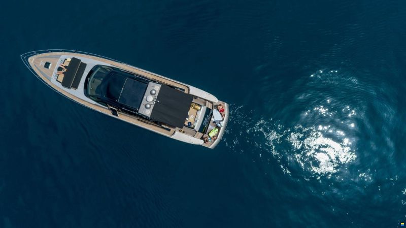 Fashion Yachts 68