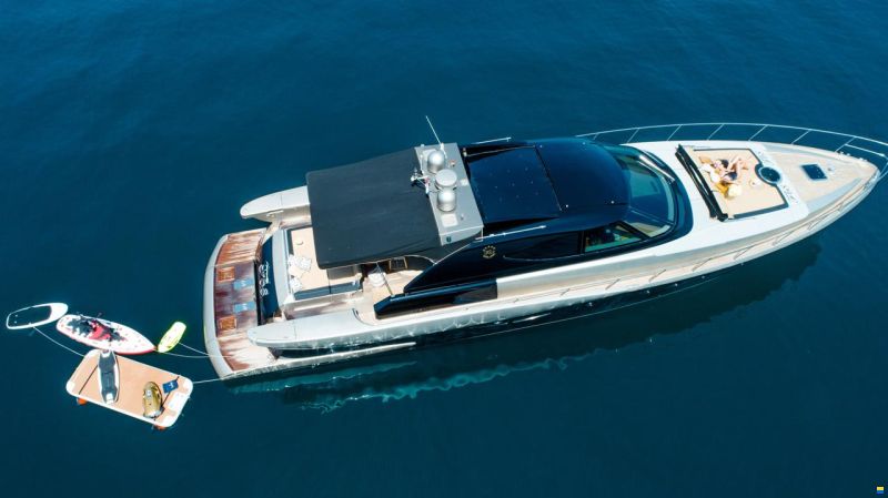 Fashion Yachts 68