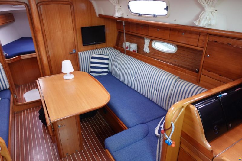 Bavaria 37 C 3-cabin
