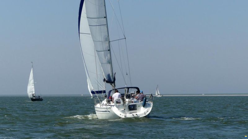 Bavaria 37 C 3-cabin