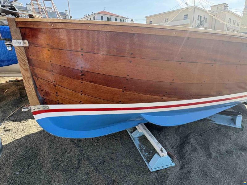 Gozzo ligure maestro d'ascia