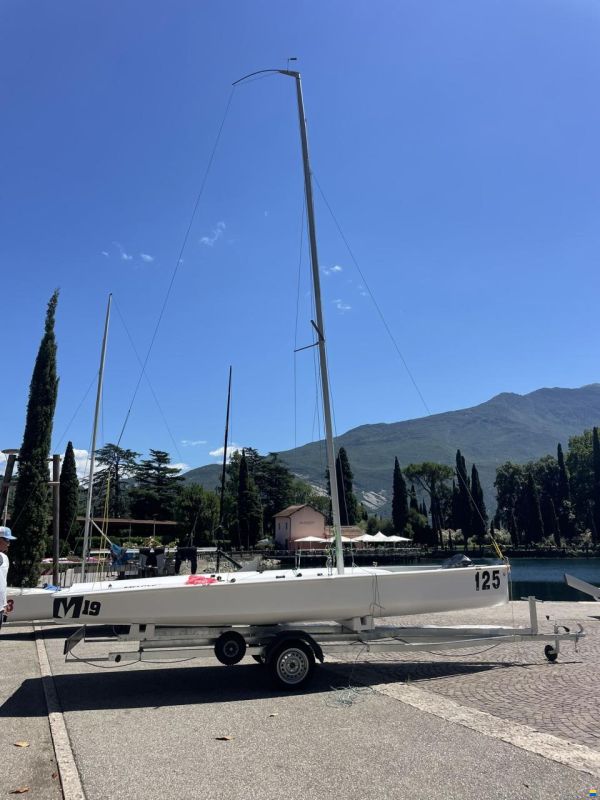 Melges 19