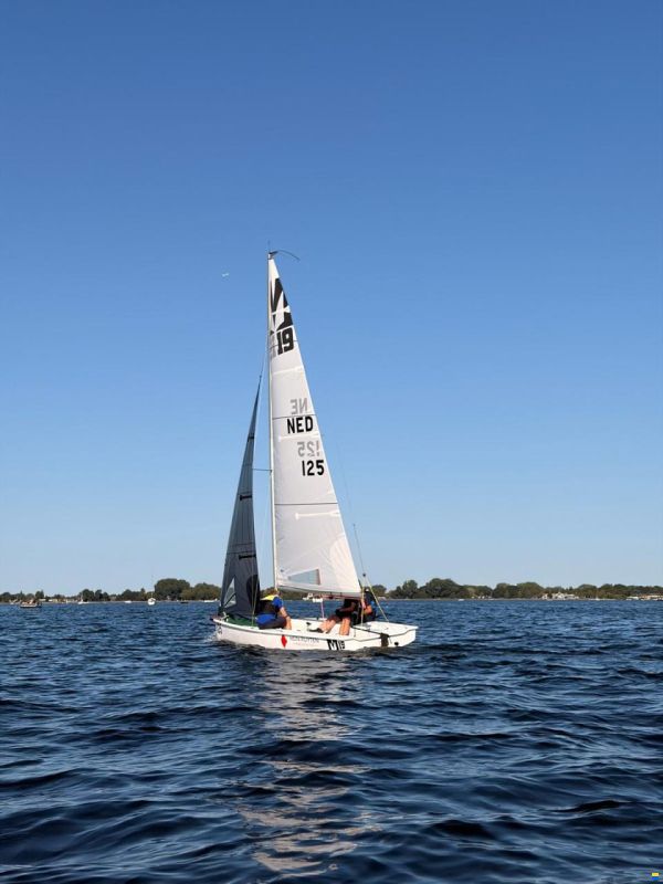 Melges 19