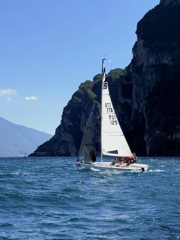 Melges 19