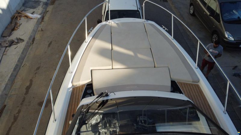 Quicksilver 875 Sundeck