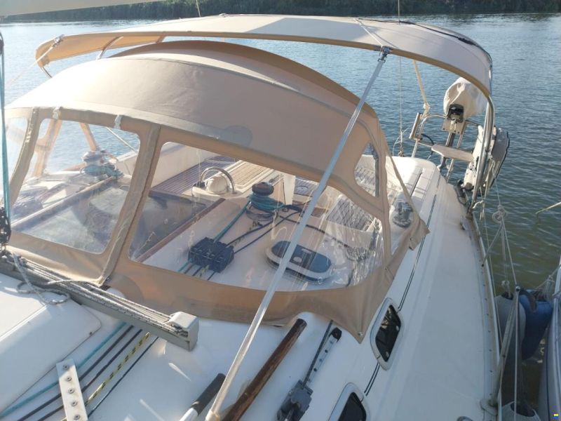 Beneteau Oceanis 351