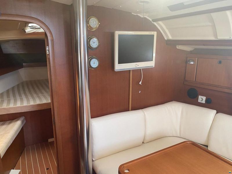 Dufour 385