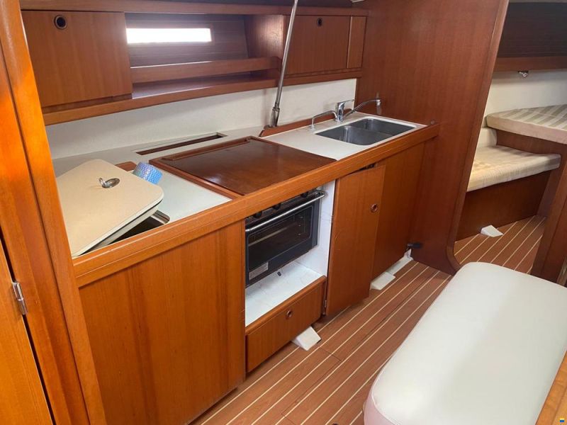 Dufour 385