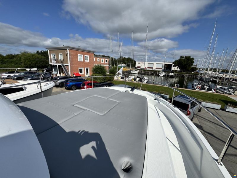 D 10 lougne top ELECTRIC