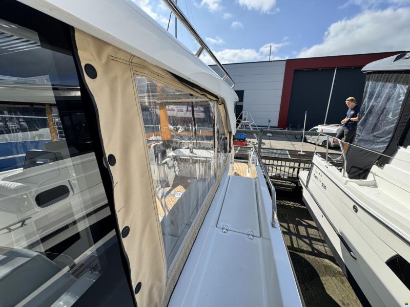 D 10 lougne top ELECTRIC