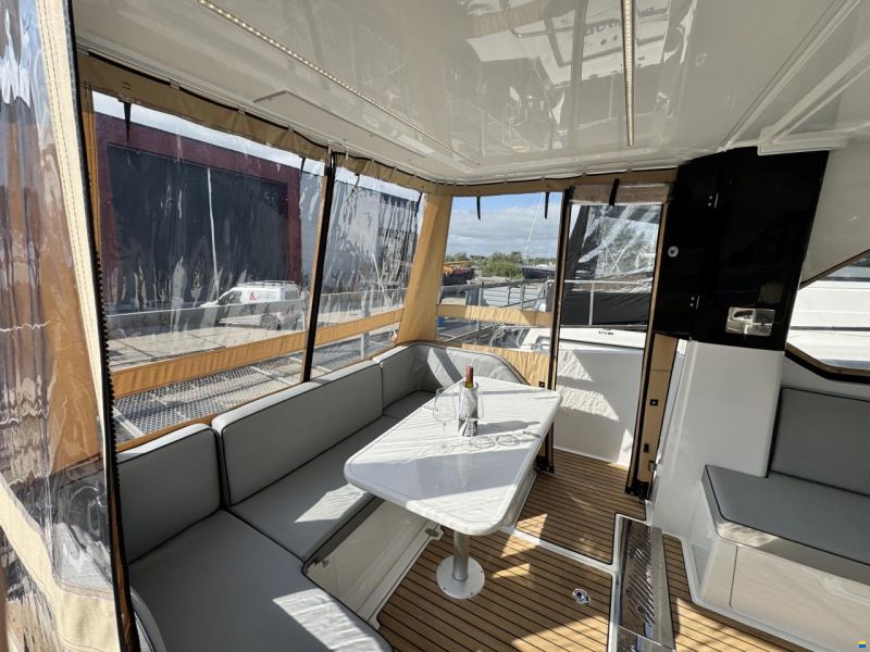 D 10 lougne top ELECTRIC
