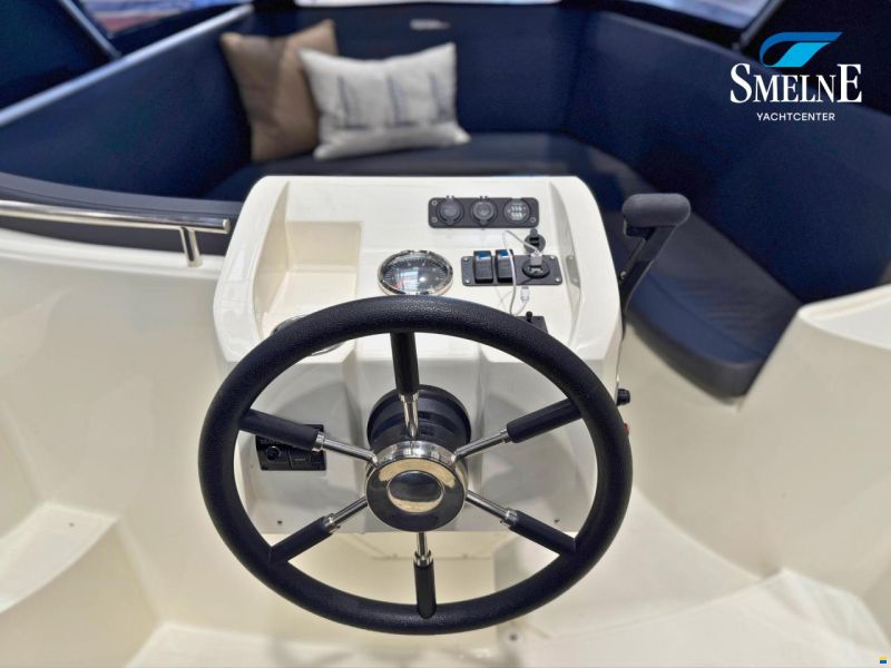 Topcraft 605 Tender