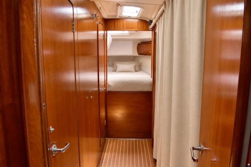 Bavaria 49