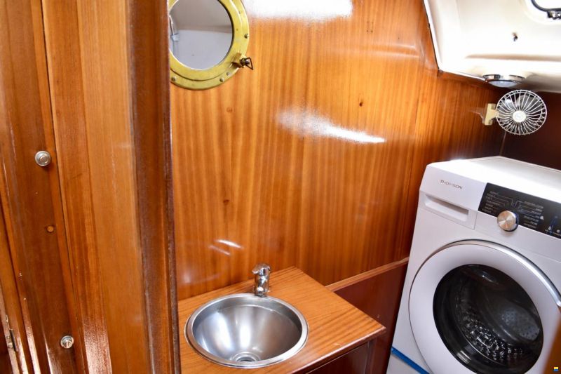 Bavaria 49