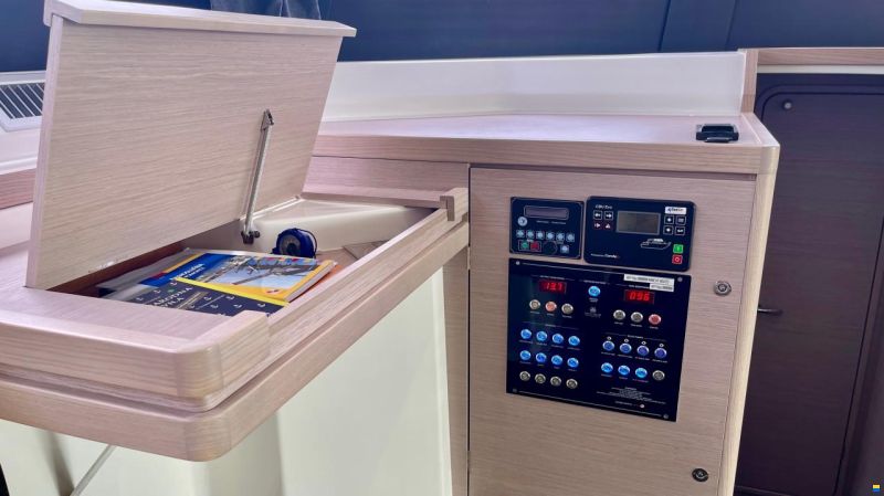 Dufour Catamarans 48