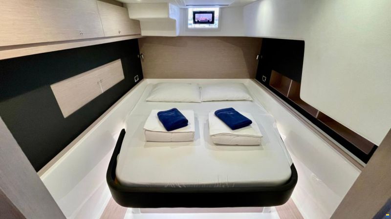 Dufour Catamarans 48