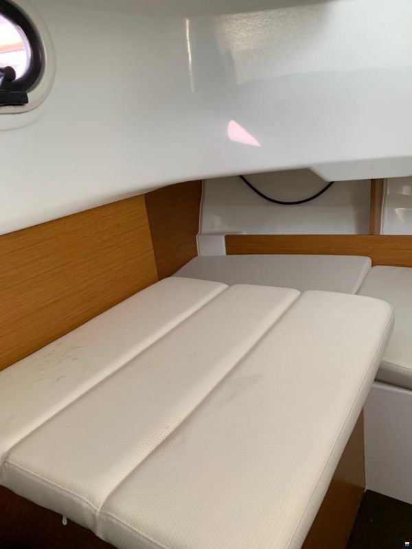 Jeanneau Cap Camarat 8,5 CC