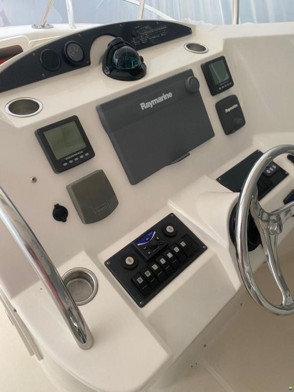 Riviera 40 Fly