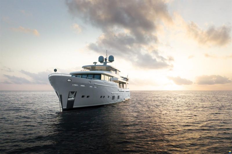 Van der Valk Custom Explorer