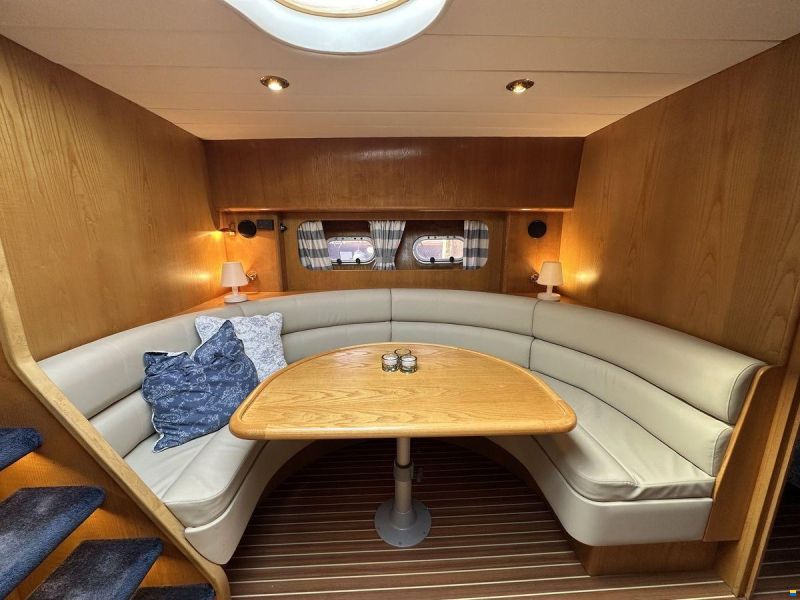 Pfeil 550 Fly