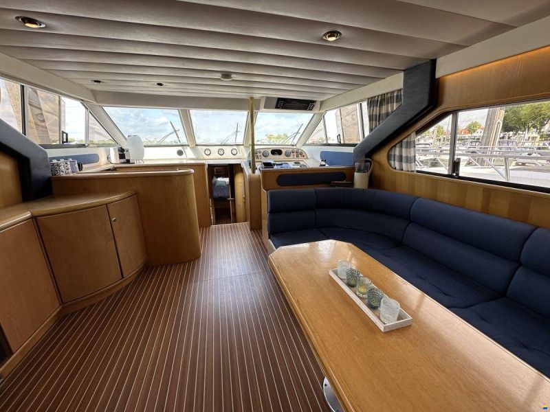 Pfeil 550 Fly