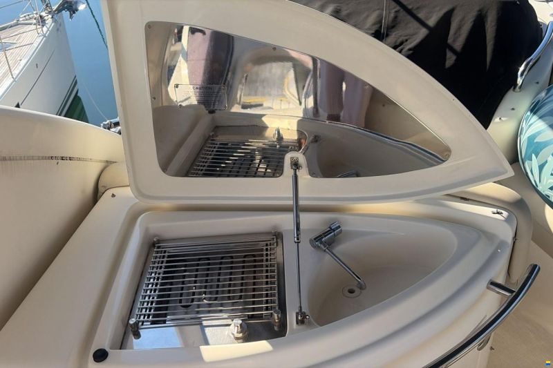 Azimut 55E