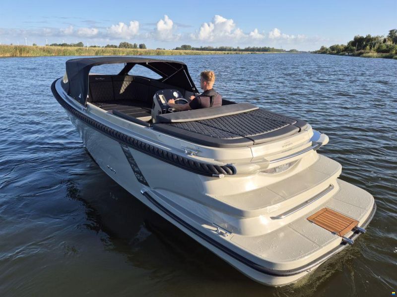 Oud Huijzer 650 Tender