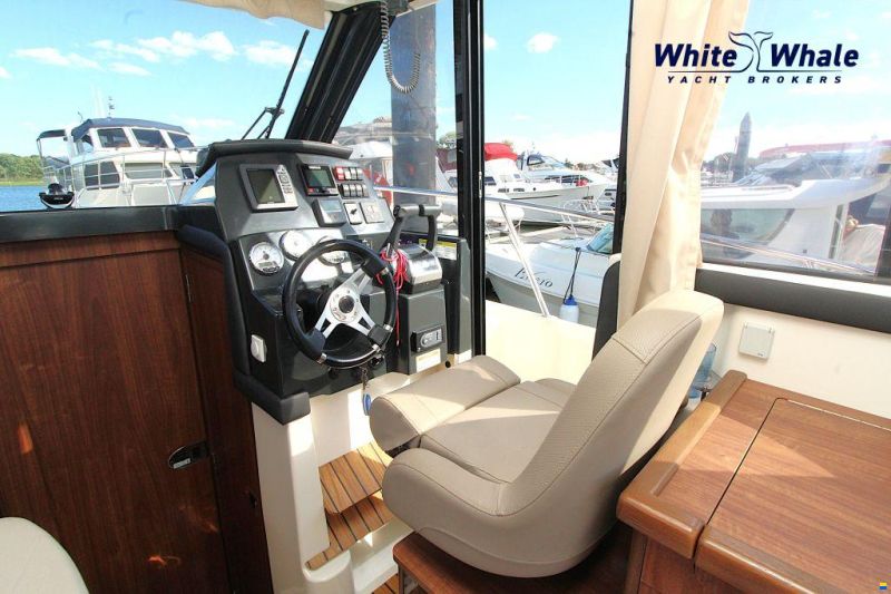 Quicksilver Activ 855 Cruiser
