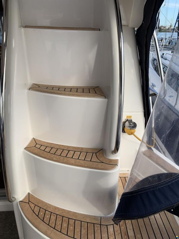Nimbus 380 Carisma