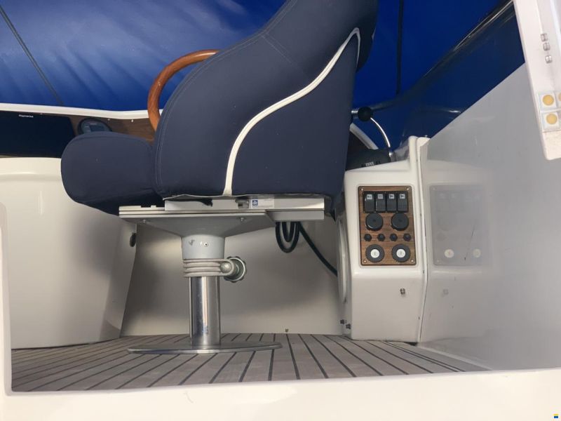 Nimbus 380 Carisma