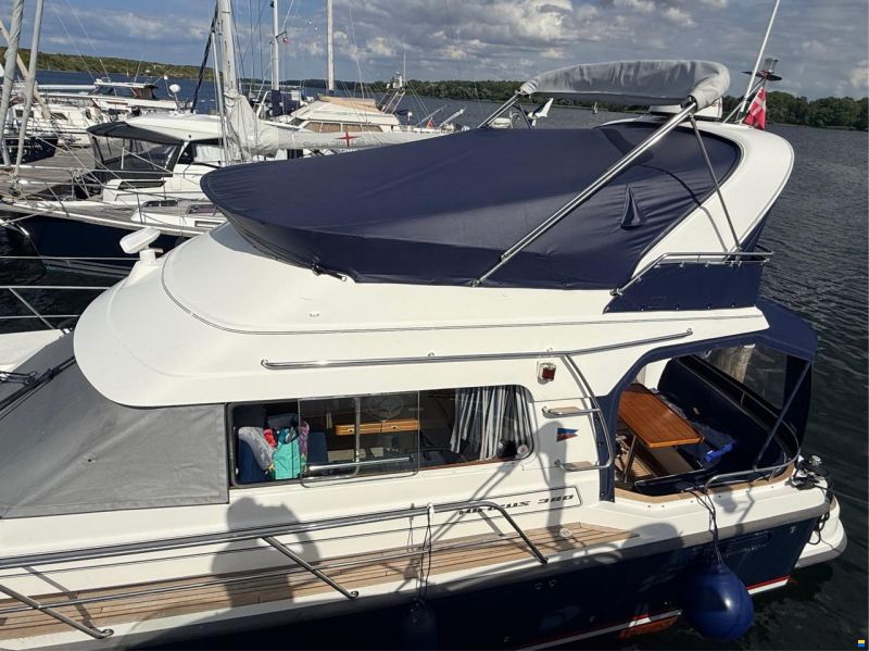 Nimbus 380 Carisma