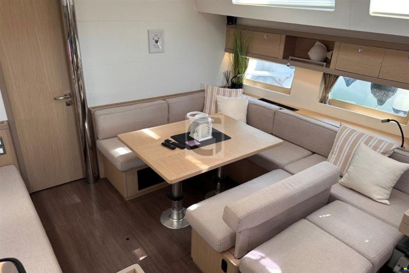 Beneteau Oceanis 55