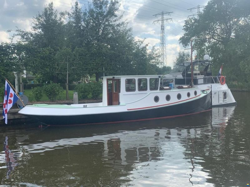 Amsterdamse Sleepboot 13.00