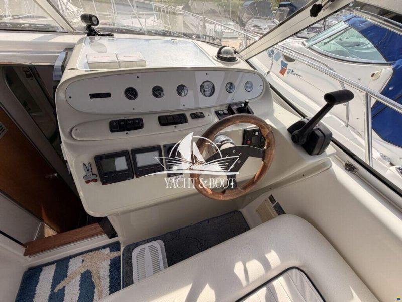 Sealine S28