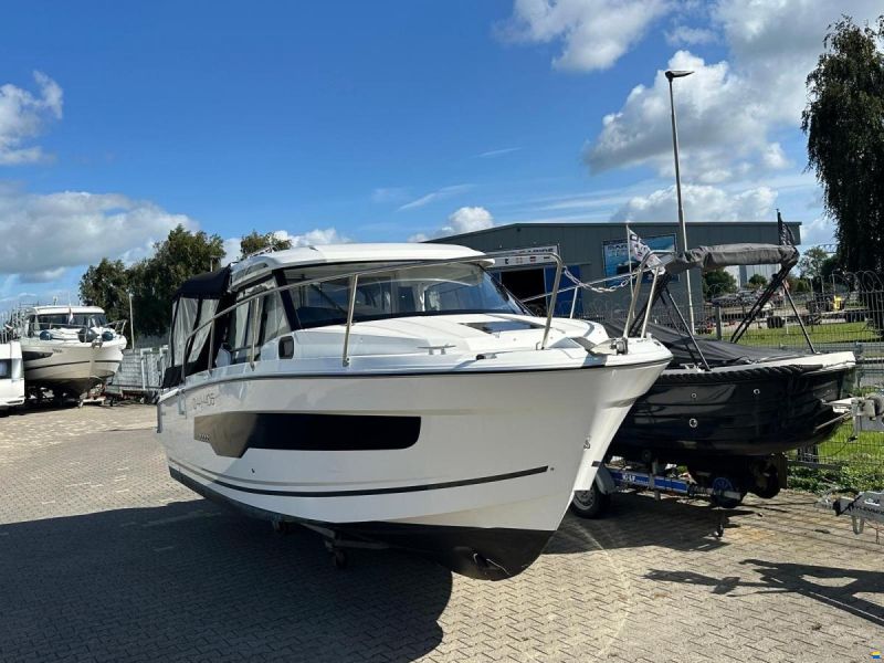 Jeanneau Merry Fisher 795