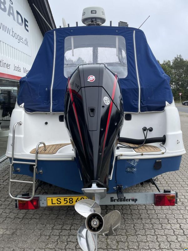 Örnvik 630 WA Commander med F175 hk Mercury-EFI