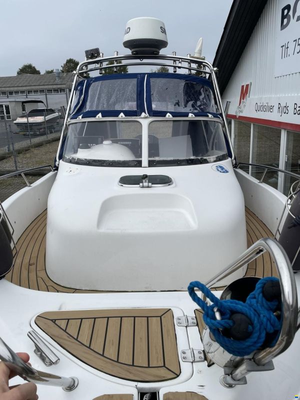 Örnvik 630 WA Commander med F175 hk Mercury-EFI