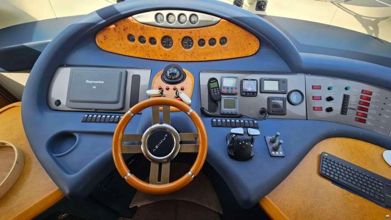 Azimut 62 evolution