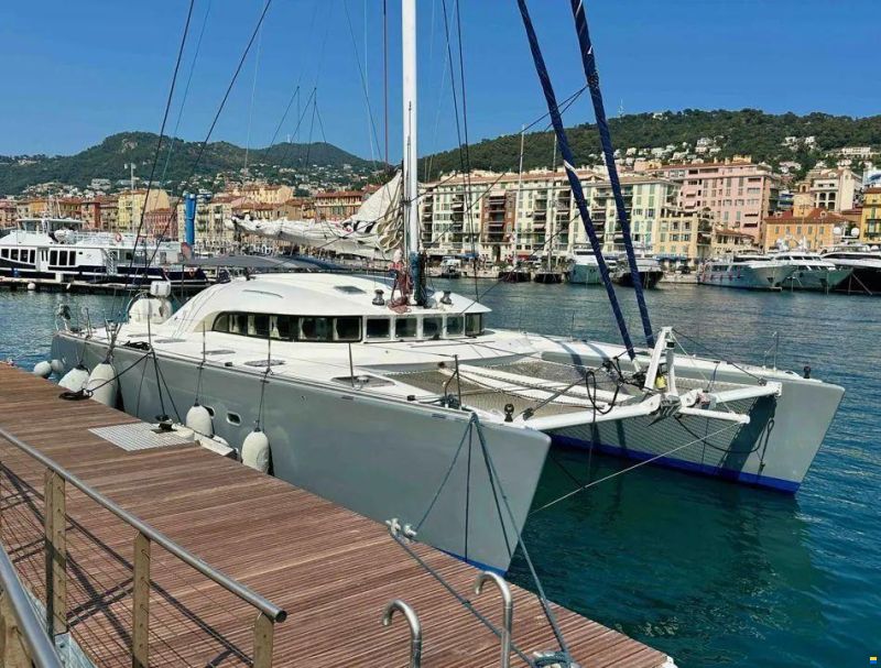 CNB lagoon 570