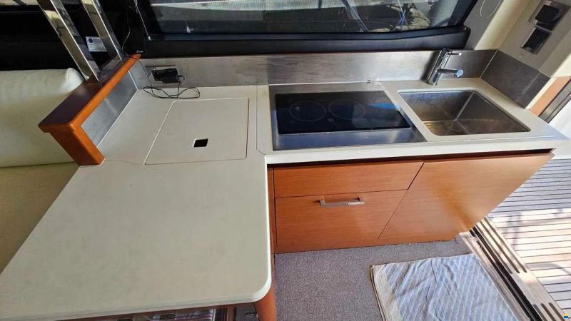 jeanneau yacht PRESTIGE 450