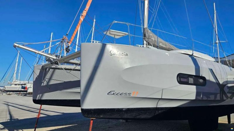 Beneteau EXCESS 11