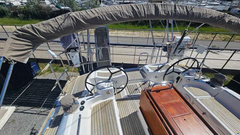 JEANNEAU YACHTS 53