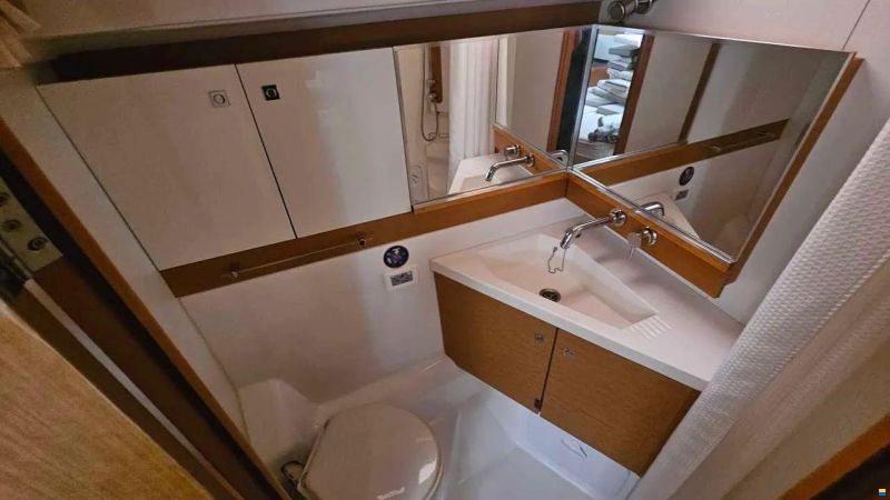 JEANNEAU YACHTS 53