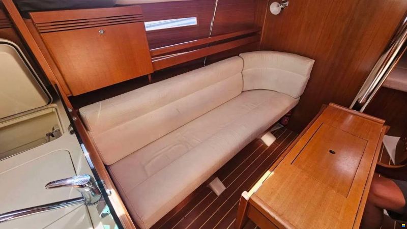 Dufour 34 PERFORMANCE