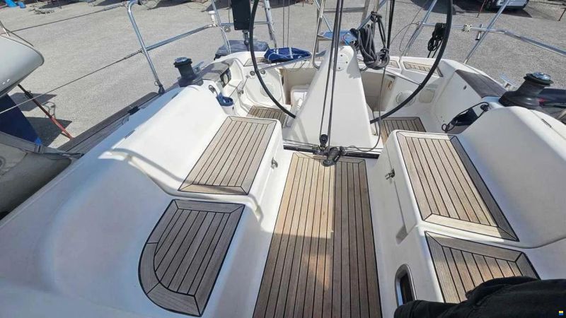 Dufour 34 PERFORMANCE