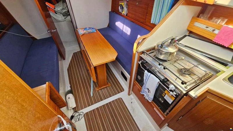 Hanse 300